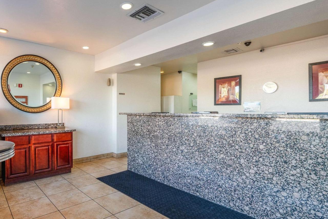 Rodeway Inn Phoenix North I-17 Zewnętrze zdjęcie